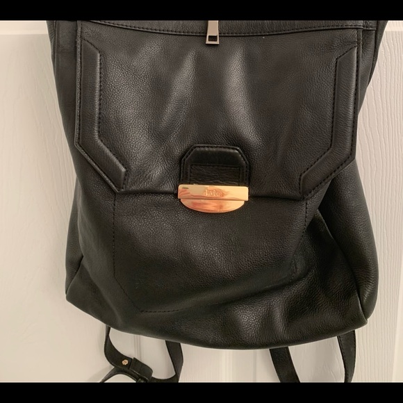 Black leather backpack - Picture 2 of 7